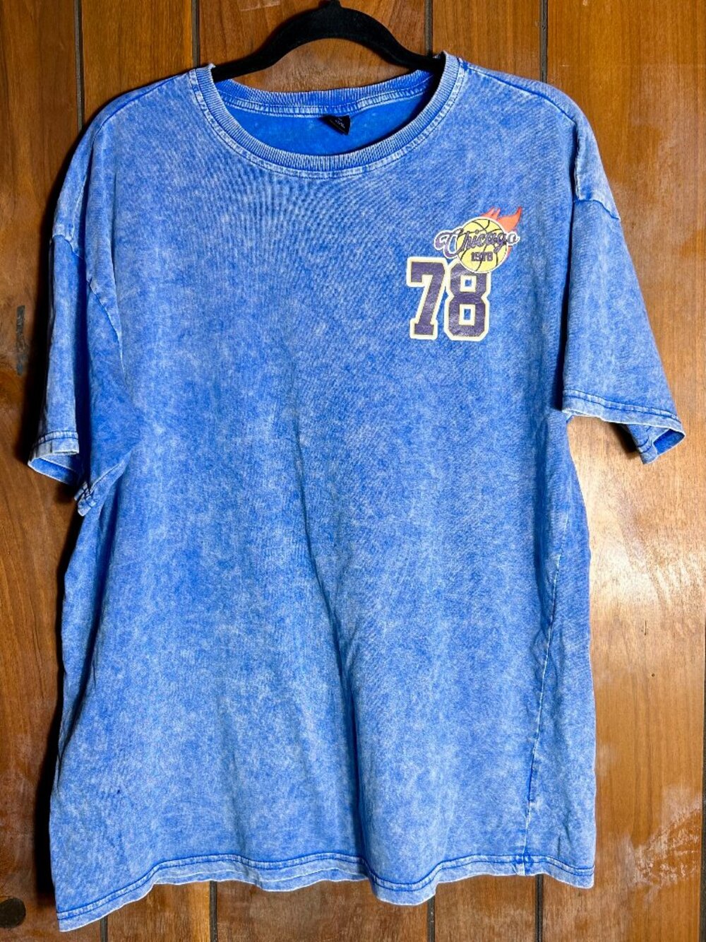 ROMWE Tshirt Chicago 1978 Basketball-All Around the World USA Blue Mens Sz Lg